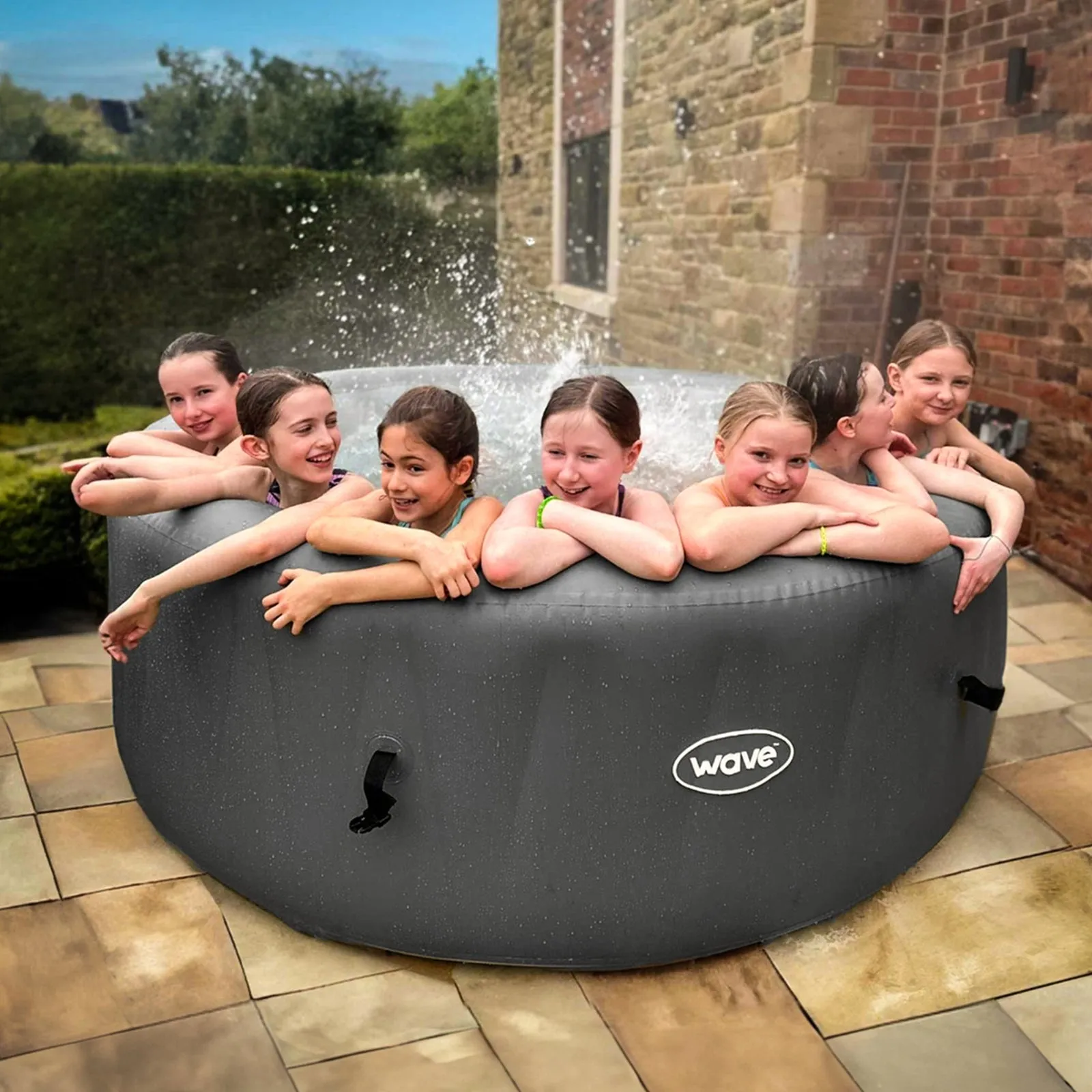 Atlantic | 4-Person Inflatable Hot Tub | Integrated Heater | Dark Grey