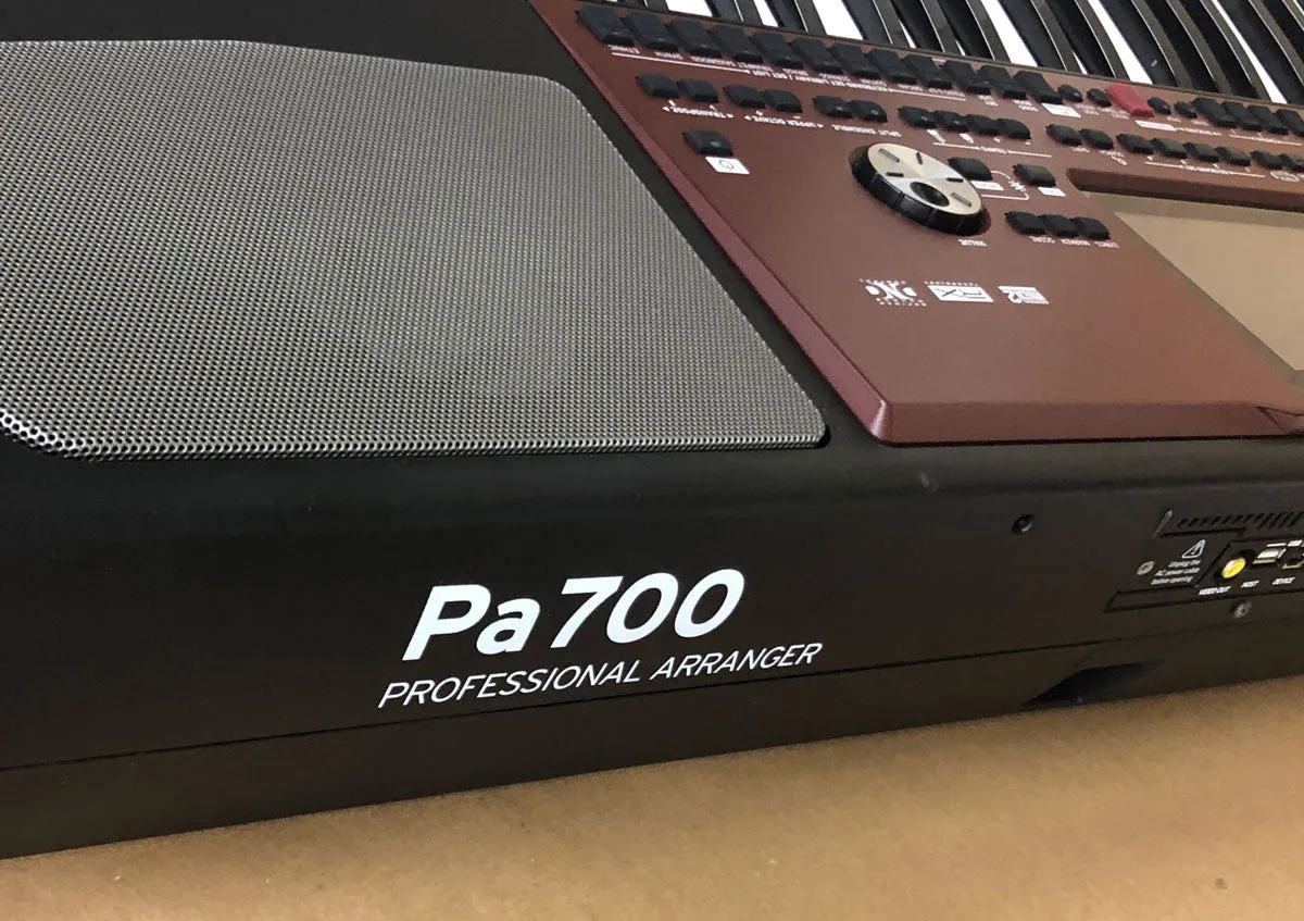 Korg Pa700 61 Key Professional Arranger Keyboard