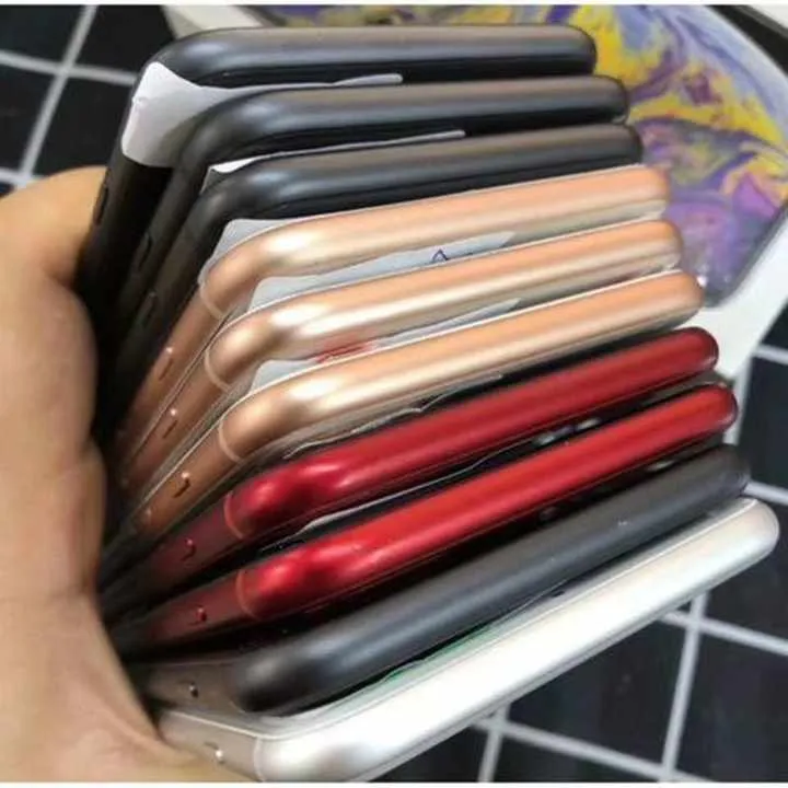 Ready to ship 5G smartphones at a low price جاهزة لشحن الهواتف الذكية 5g بسعر منخفض